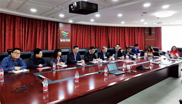 2020年1月23日晚，国家中央医药储备物资应急调拨1号令到达，竞技宝
新冠肺炎疫情应急供应总指挥部总指挥刘敬桢通宵在中国医疗器械有限公司召开中央医药储备物资应急供应现场工作会，标志着竞技宝
抗击新冠疫情战役正式进入“战时状态”，打响了竞技宝
抗疫斗争的“第一枪”.png