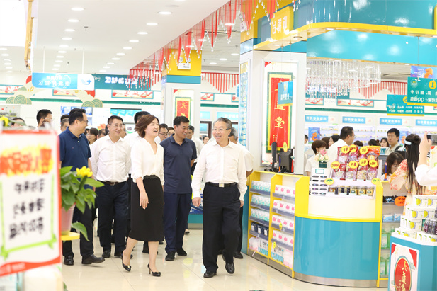 1692667375690097076.jpg 刘敬桢董事长调研集团驻辽子企业1.jpg