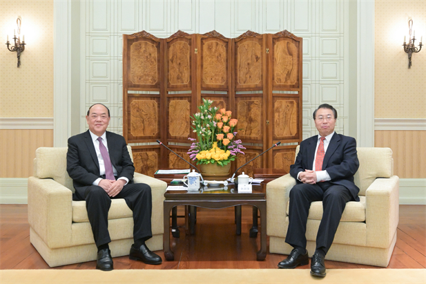 2024年2月26日，澳门特区行政长官贺一诚会见竞技宝
党委书记、董事长刘敬桢一行，双方就推动大健康产业发展、横琴粤澳深度合作区建设等议题交换意见-1.jpg