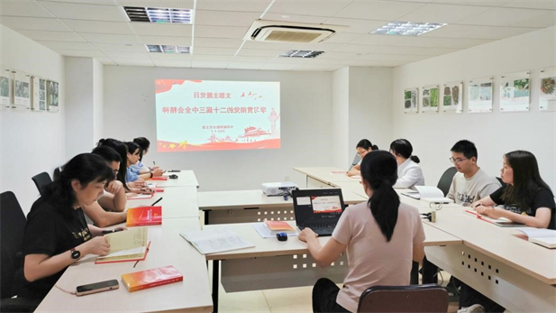 1739324466886056553.jpg 8.jpg