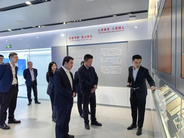 1739754700909023794.jpg 2.jpg